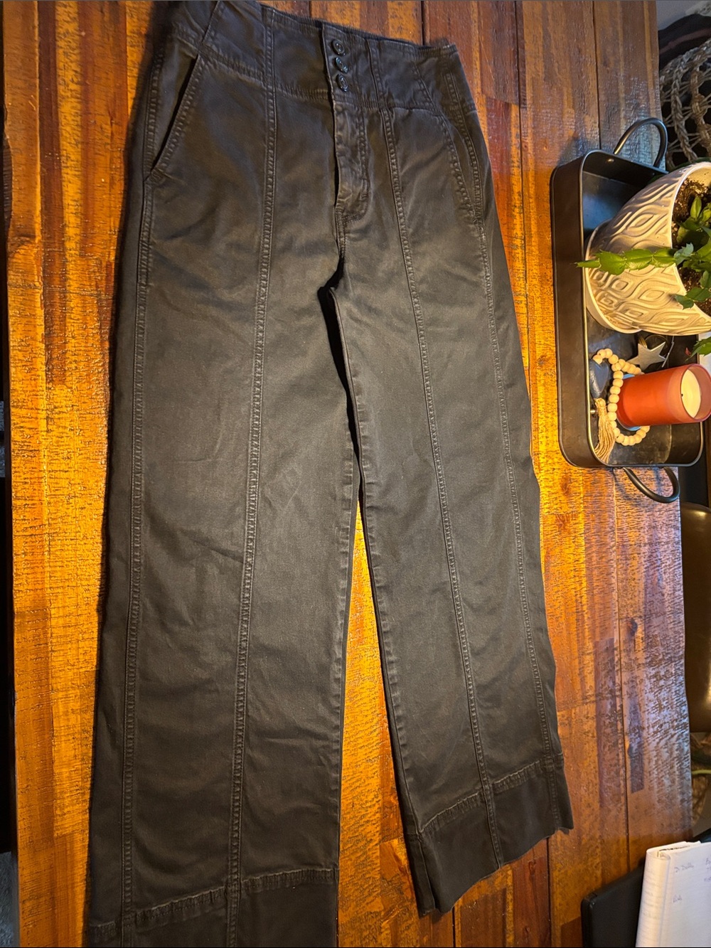 Pilcro Wide-Leg Pants in Black